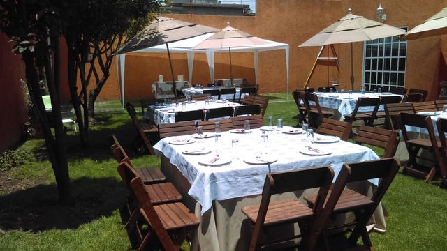 Mesa Cuadrada,silla campera